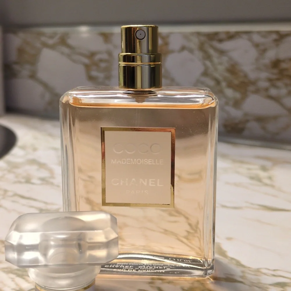 CHANEL Coco Mademoiselle Eau De Parfum 1.7 Oz - Picture 5 of 5